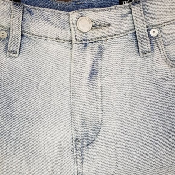 NWT BLANKNYC  The Fulton Light Wash Denim Shorts 30 - Picture 11 of 15